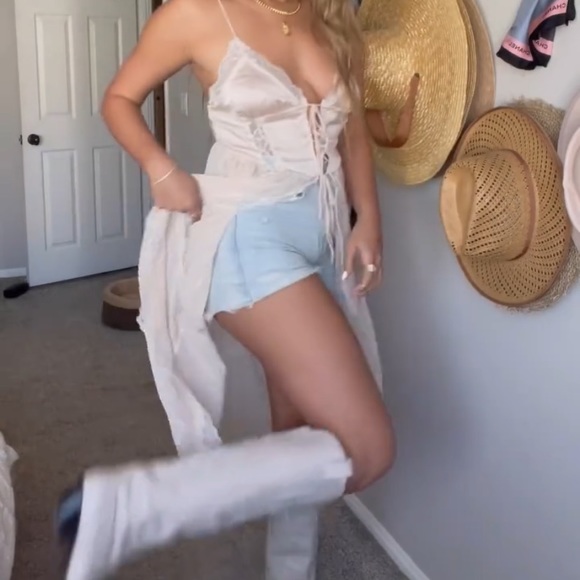 Free People Lace Top - Picture 5 of 5